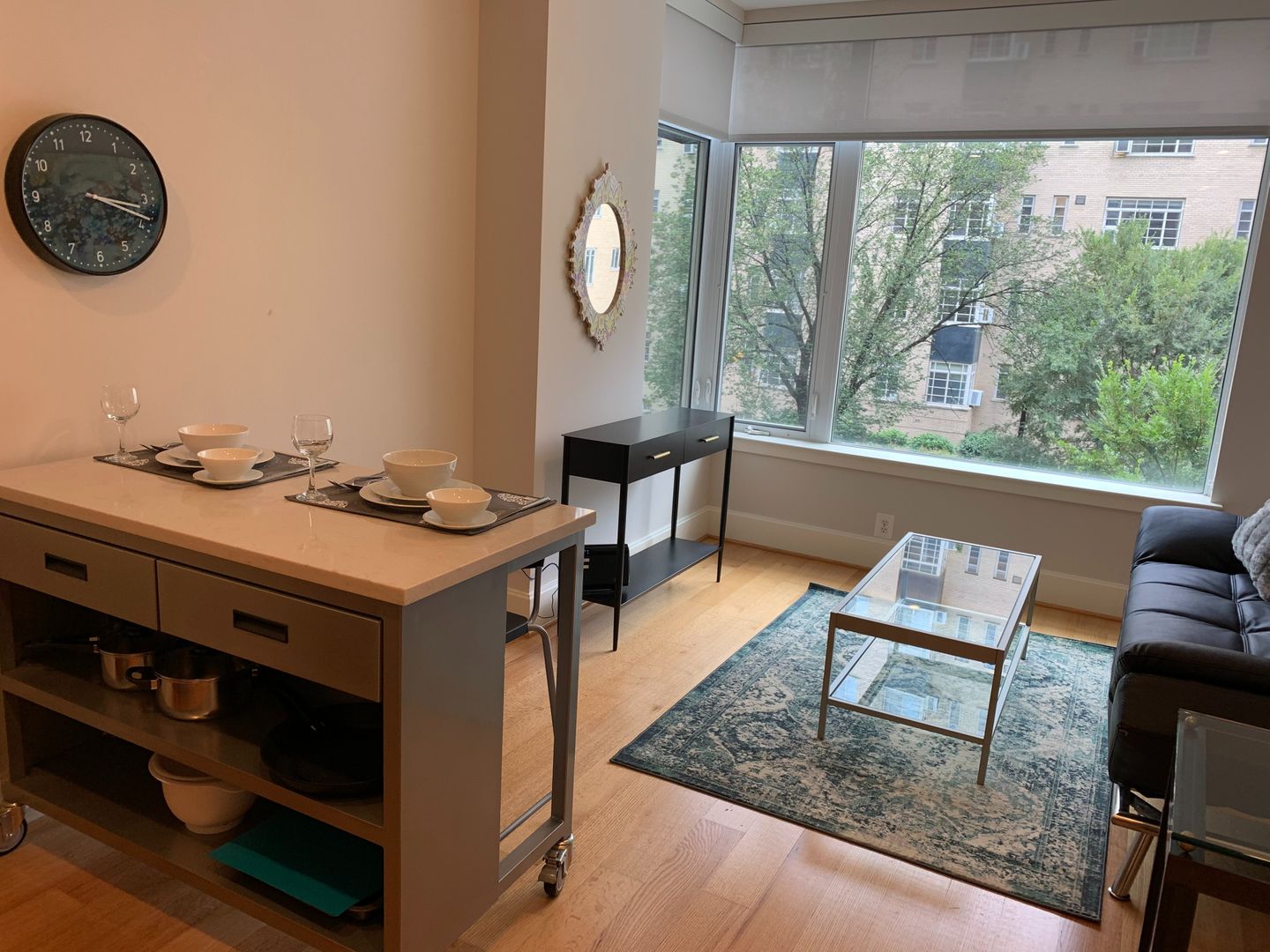 Washington Apartment: 1355 17th Street, NW