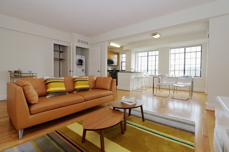 Washington Apartment: 2000 Connecticut Avenue, NW
