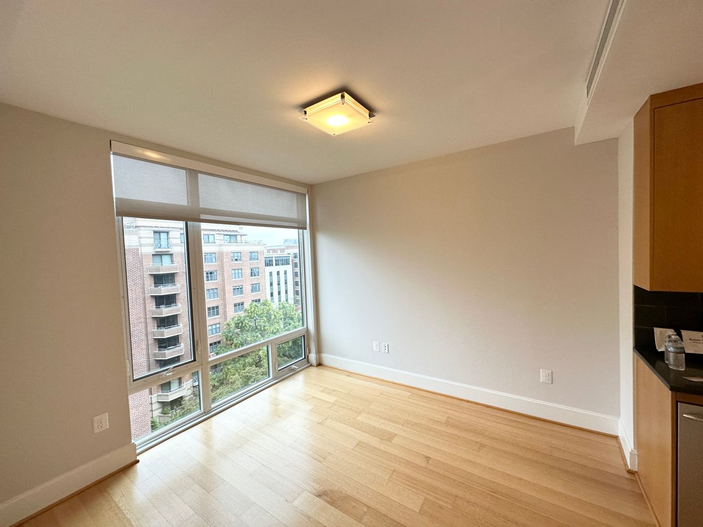 Washington Apartment: 1355 17th Street, NW