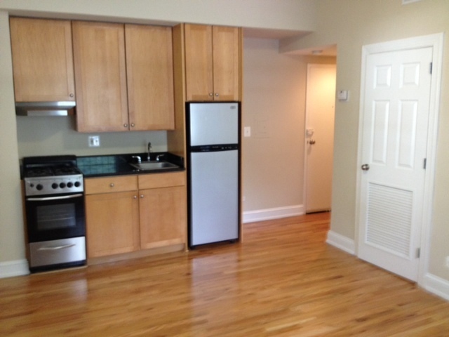Washington Apartment: 1825-1833 New Hampshire Avenue, NW