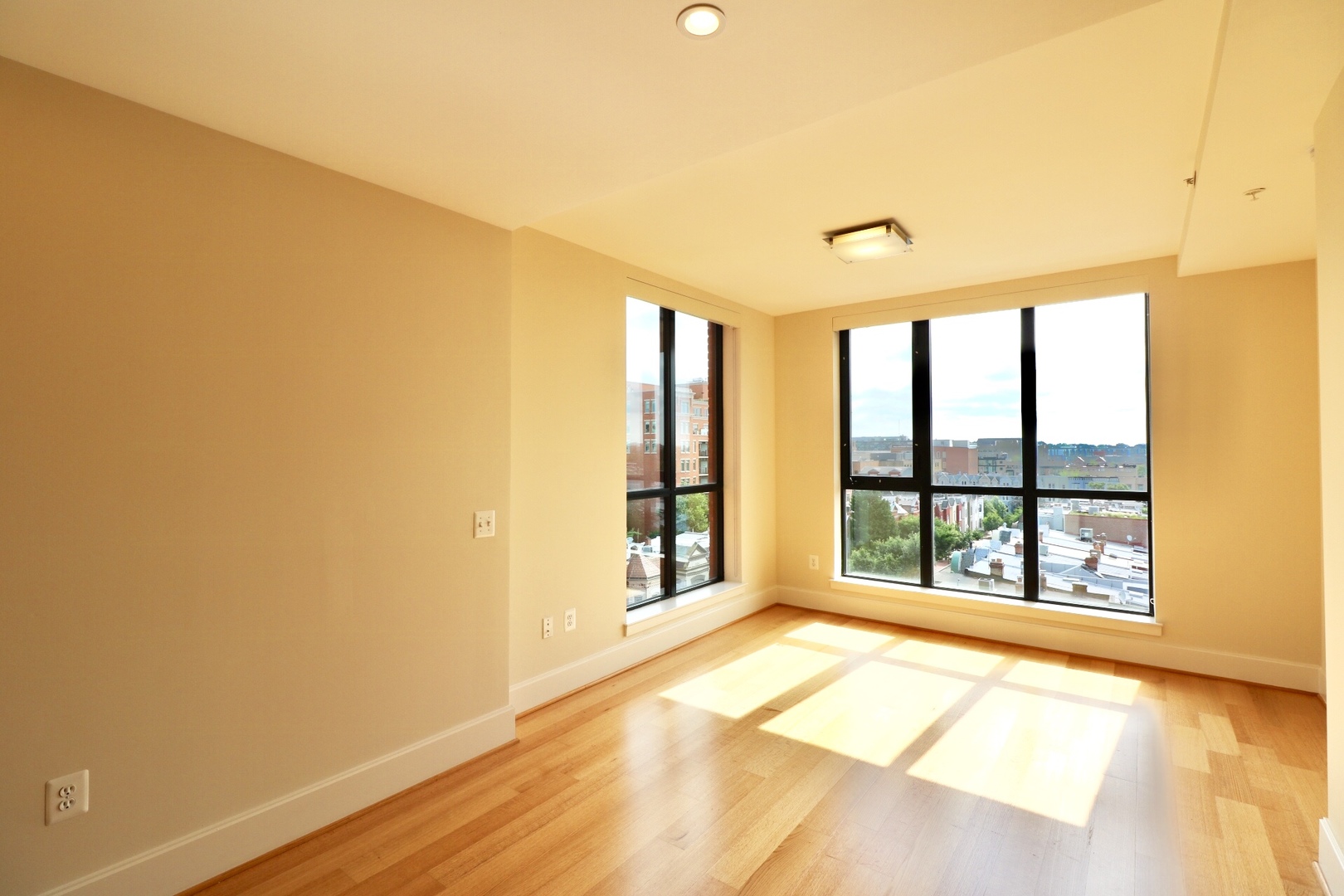 Washington Apartment: 1919 14th Street, NW