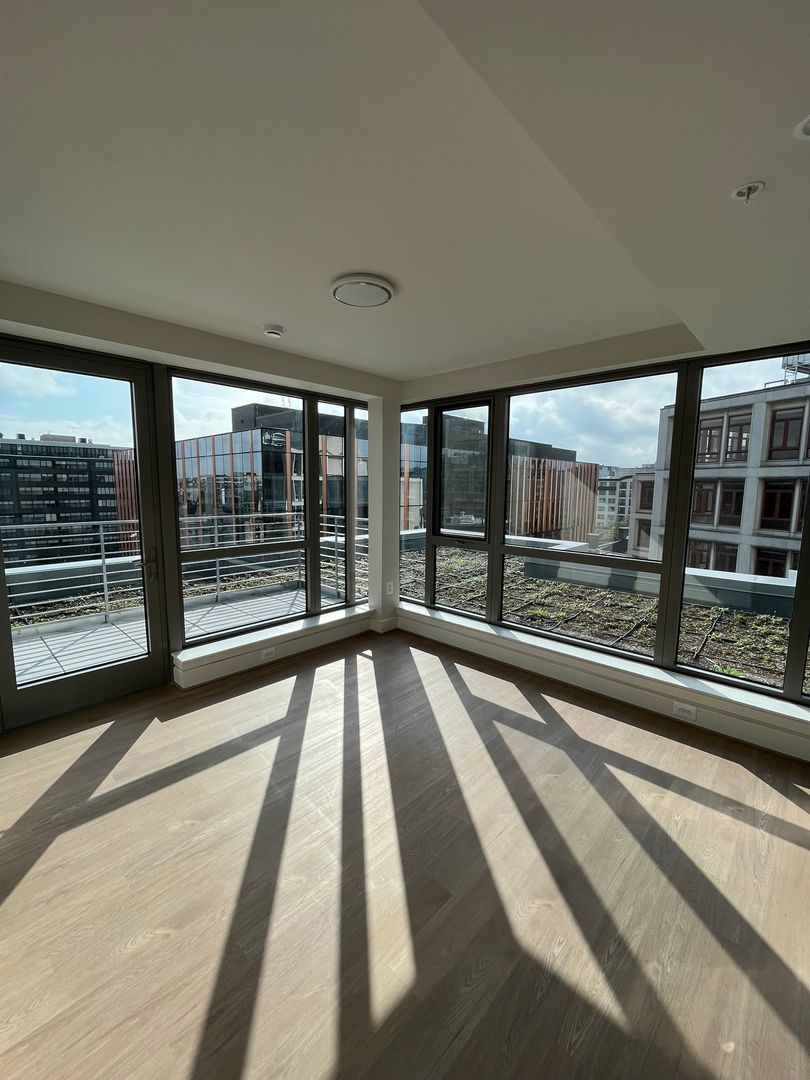 WASHINGTON Apartment: 1650 O STREET, NW