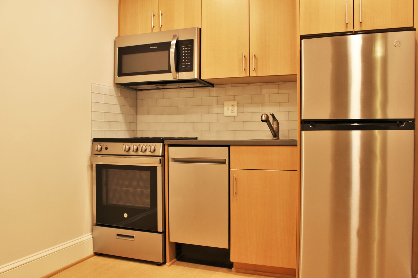 Washington Apartment: 1743 P Street, NW