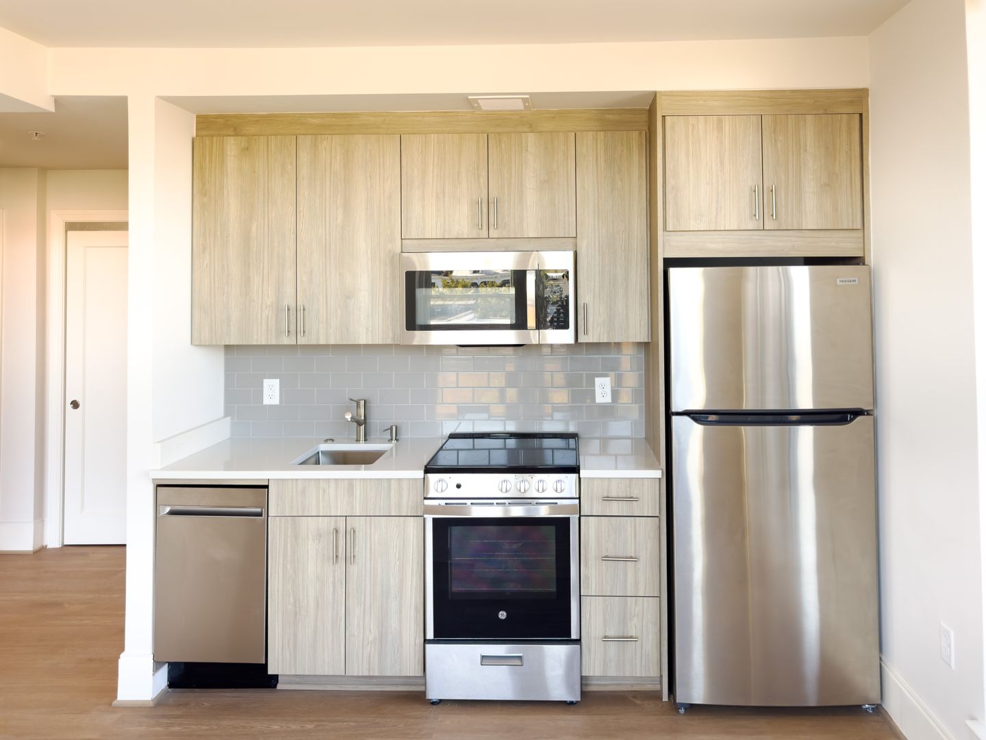 Washington Apartment: 3220 Prospect Street, NW