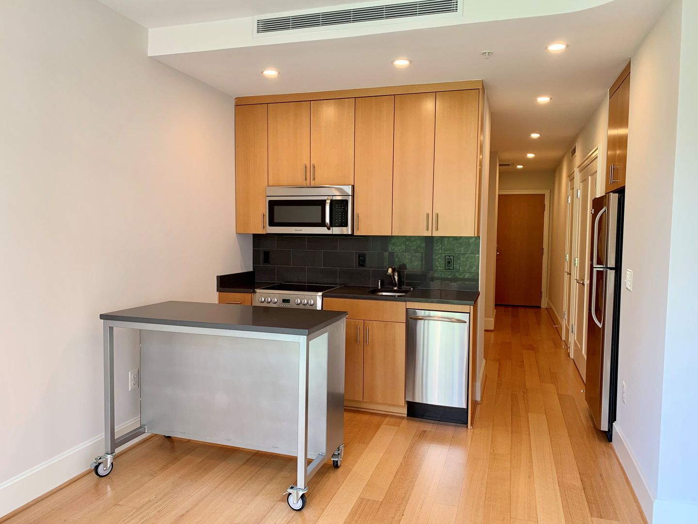 Washington Apartment: 1355 17th Street, NW