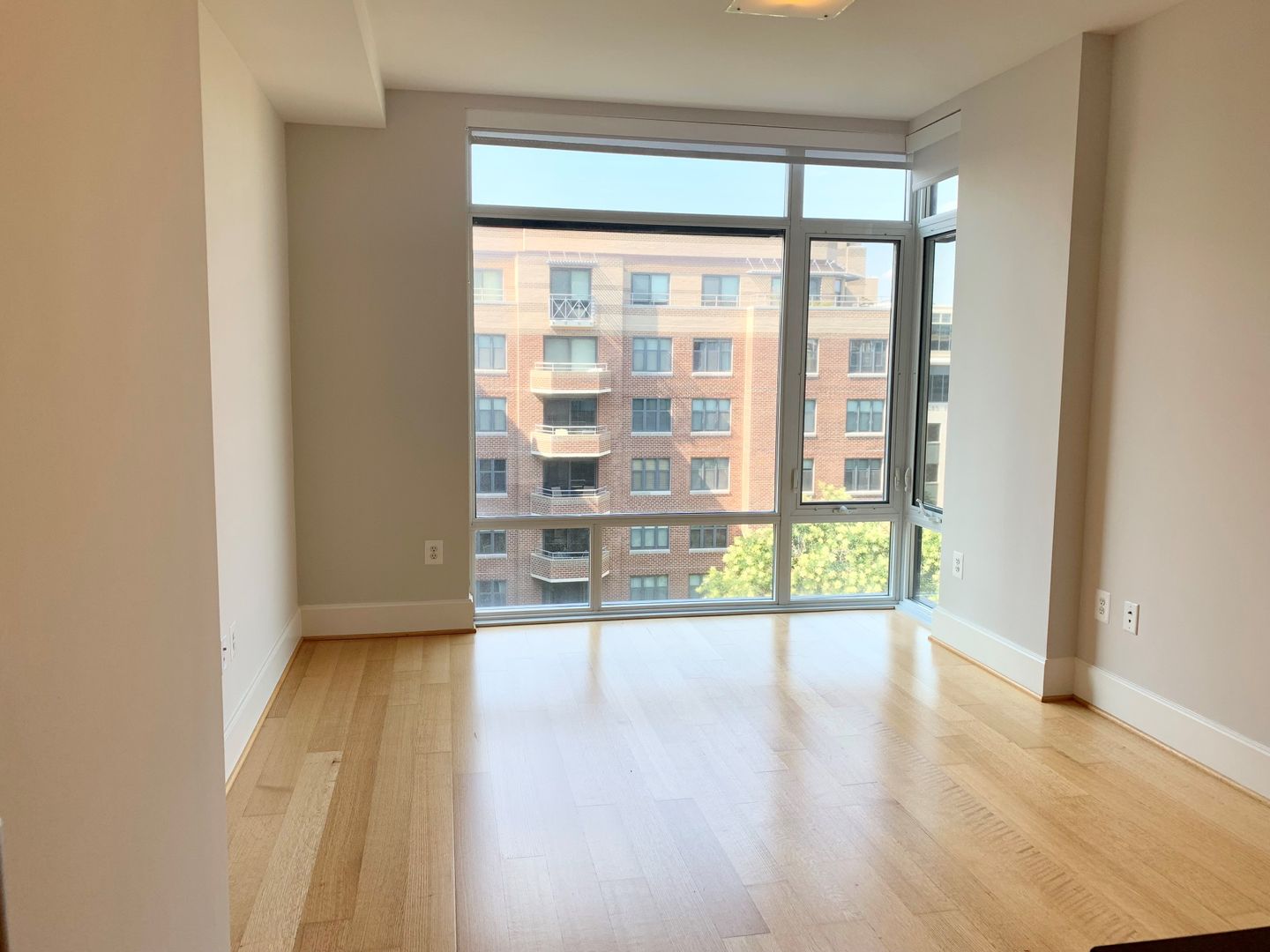 Washington Apartment: 1355 17th Street, NW