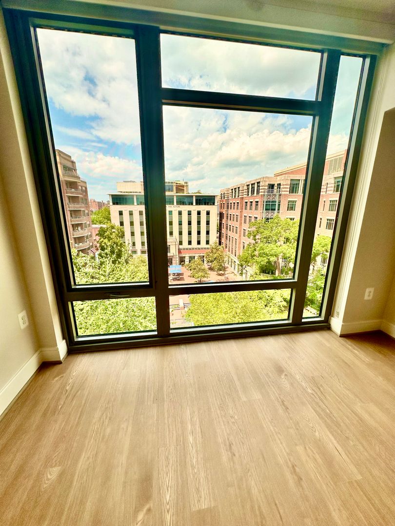 WASHINGTON Apartment: 1650 O STREET, NW