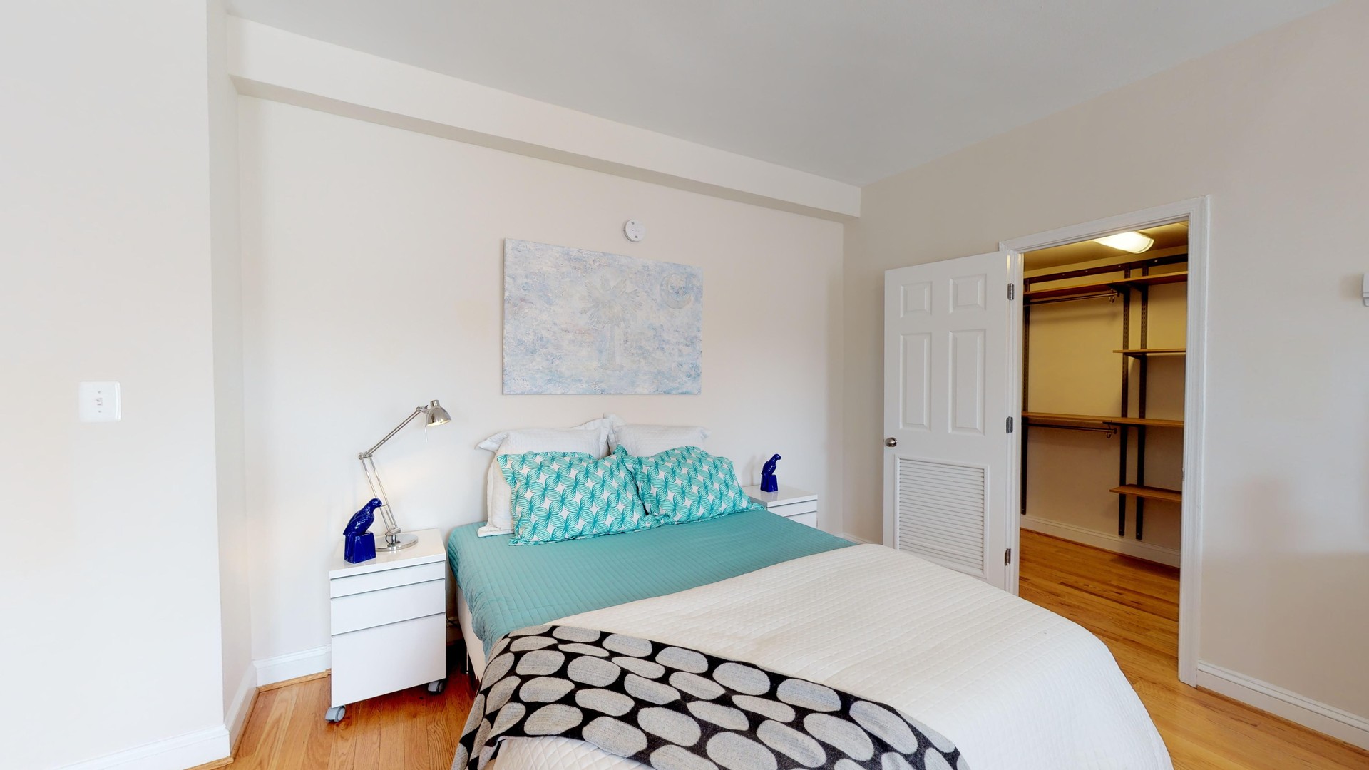 Washington Apartment: 1825-1833 New Hampshire Avenue, NW