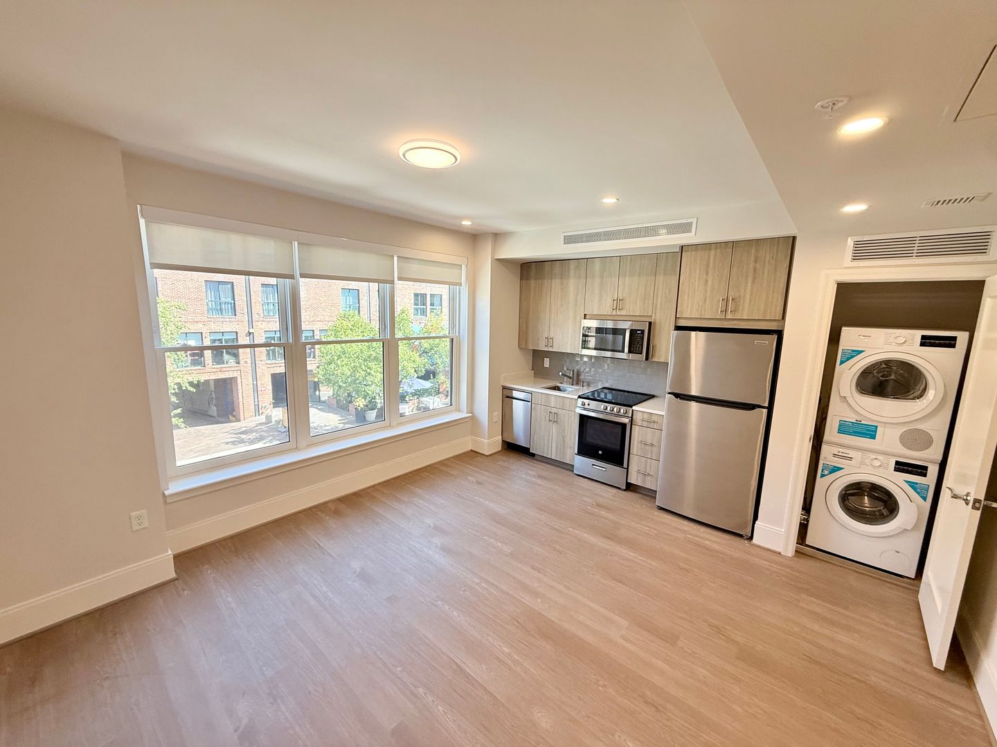 Washington Apartment: 3220 Prospect Street, NW