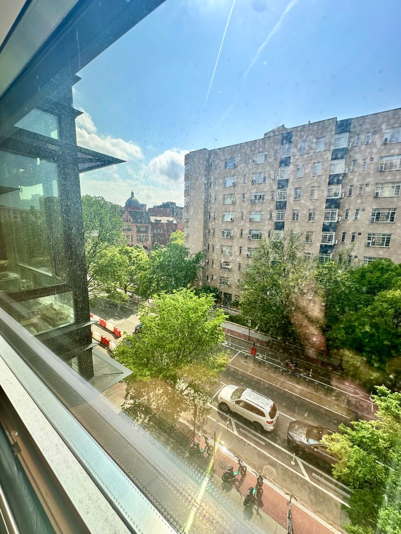 Washington Apartment: 1355 17th Street, NW