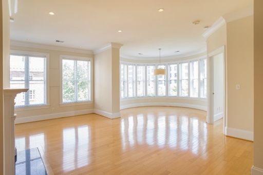 The Regent: Beautiful Corner 2BR/2BA - Huge Windows - Lots of Light - In-Unit W/D and Gas Fireplace! – photo 1