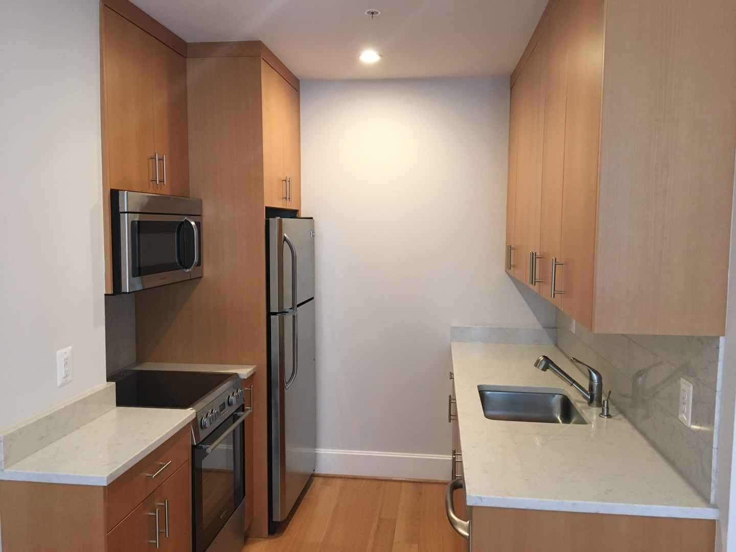 Washington Apartment: 1355 17th Street, NW