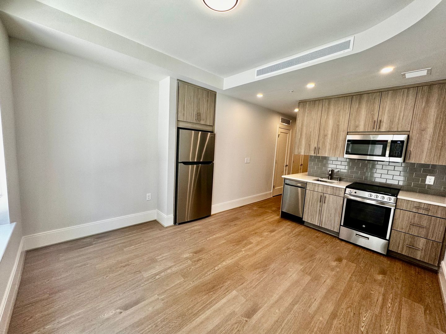 Washington Apartment: 3220 Prospect Street, NW
