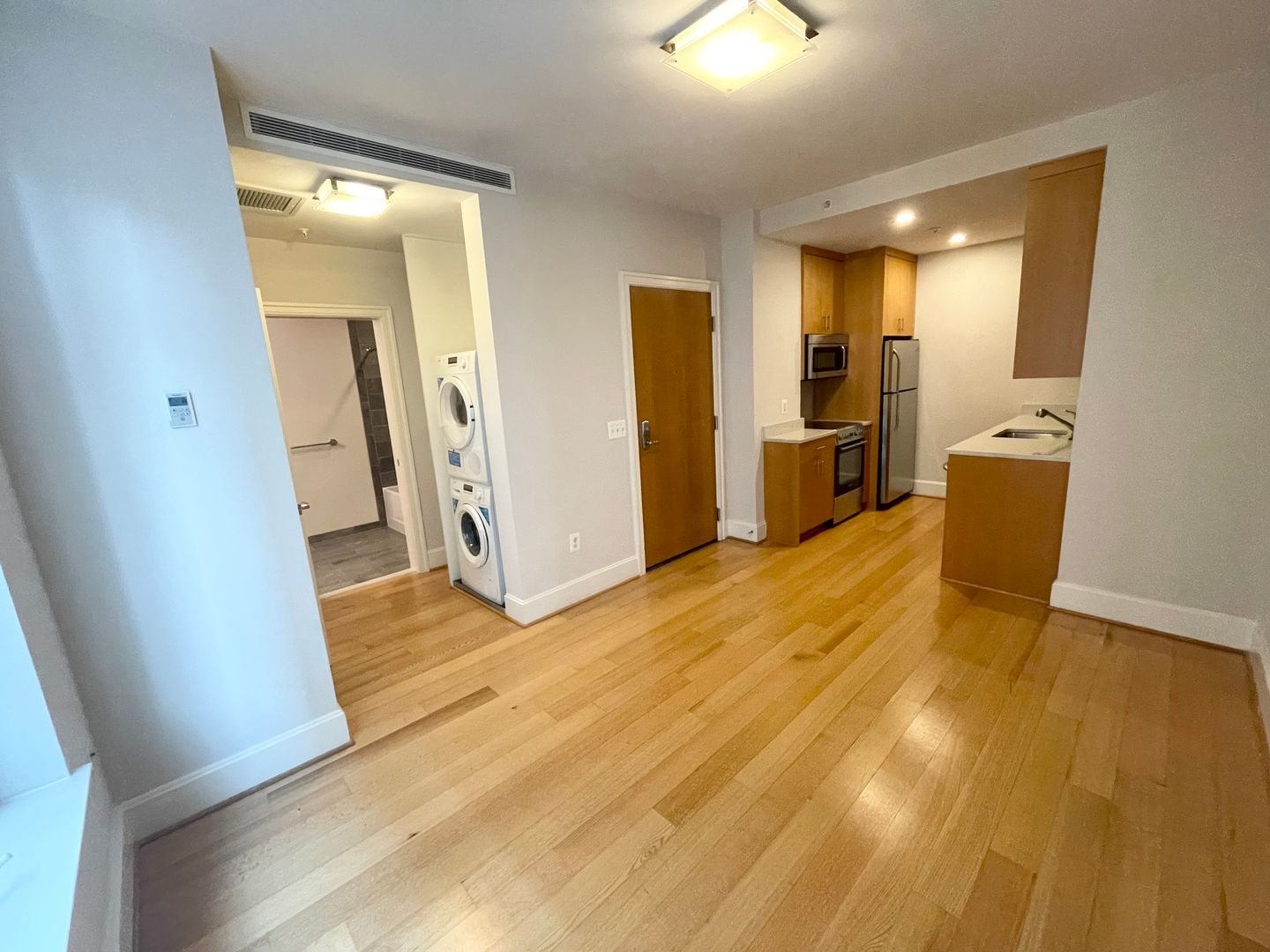Washington Apartment: 1355 17th Street, NW