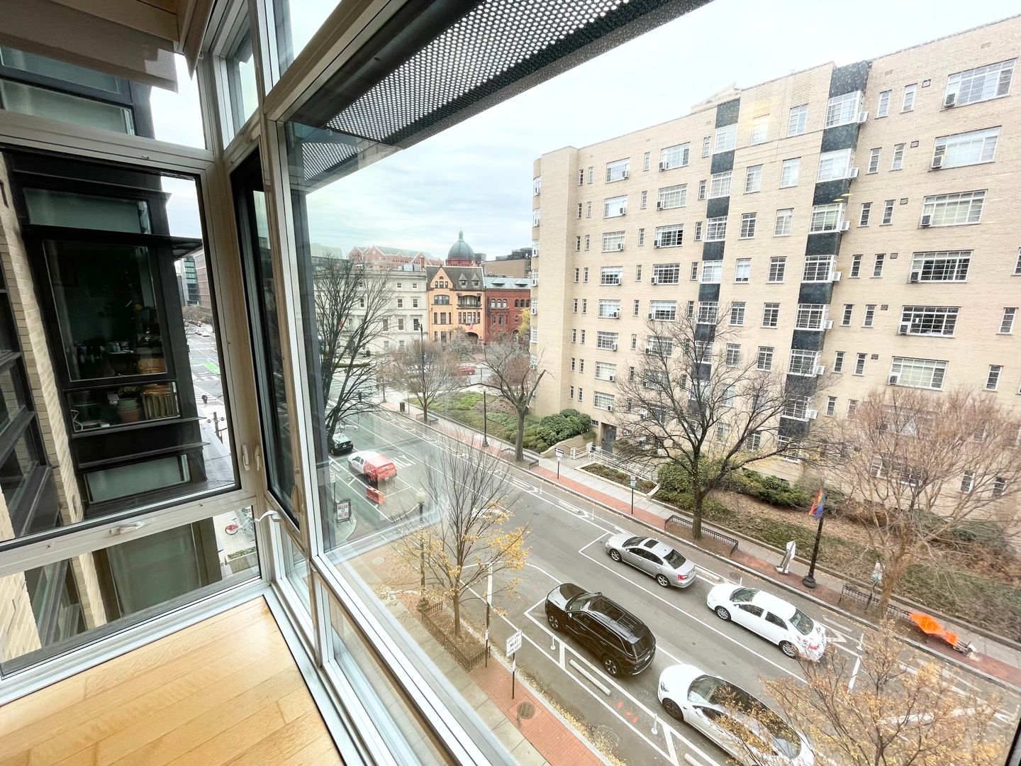 Washington Apartment: 1355 17th Street, NW
