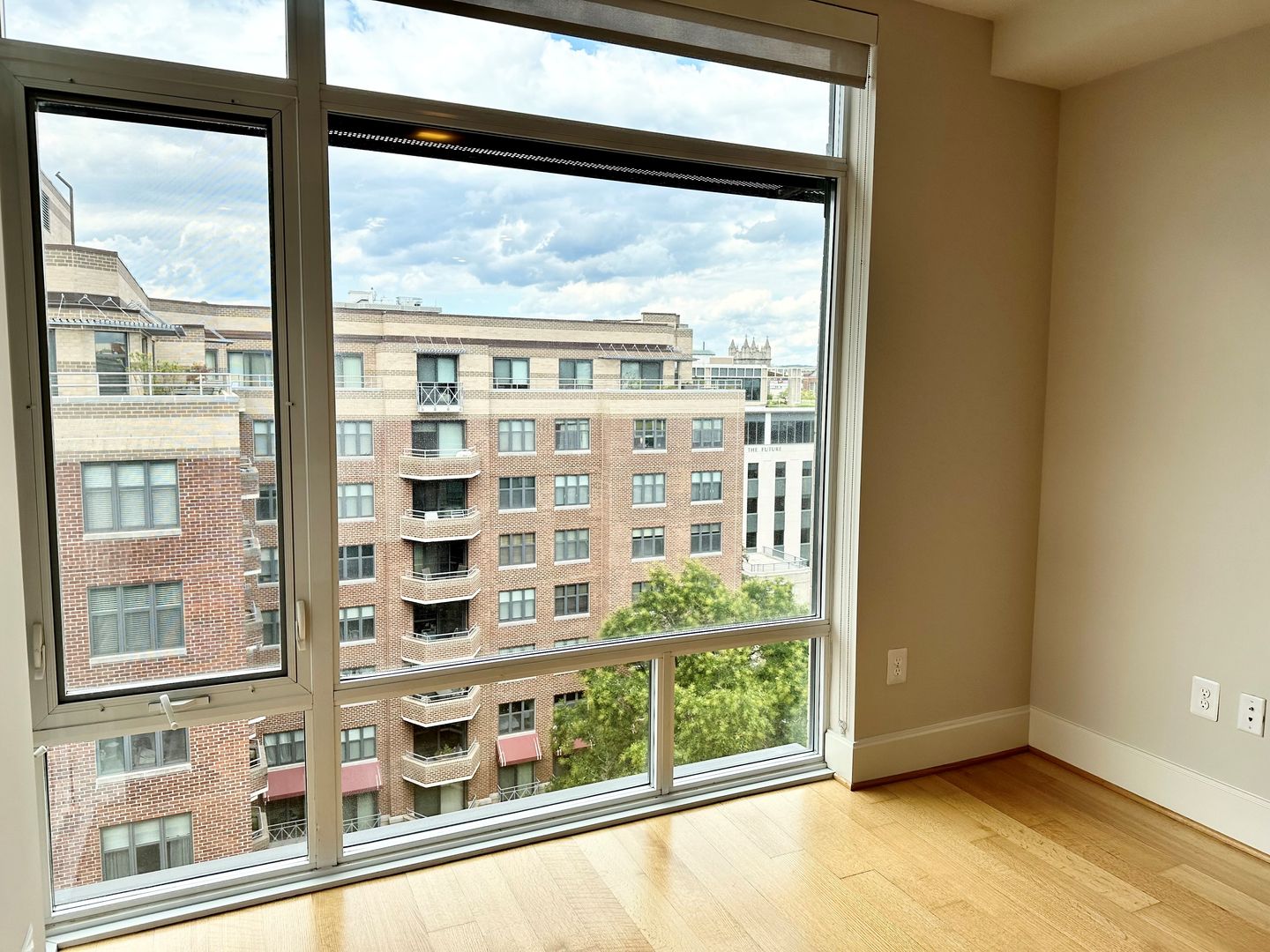 Washington Apartment: 1355 17th Street, NW