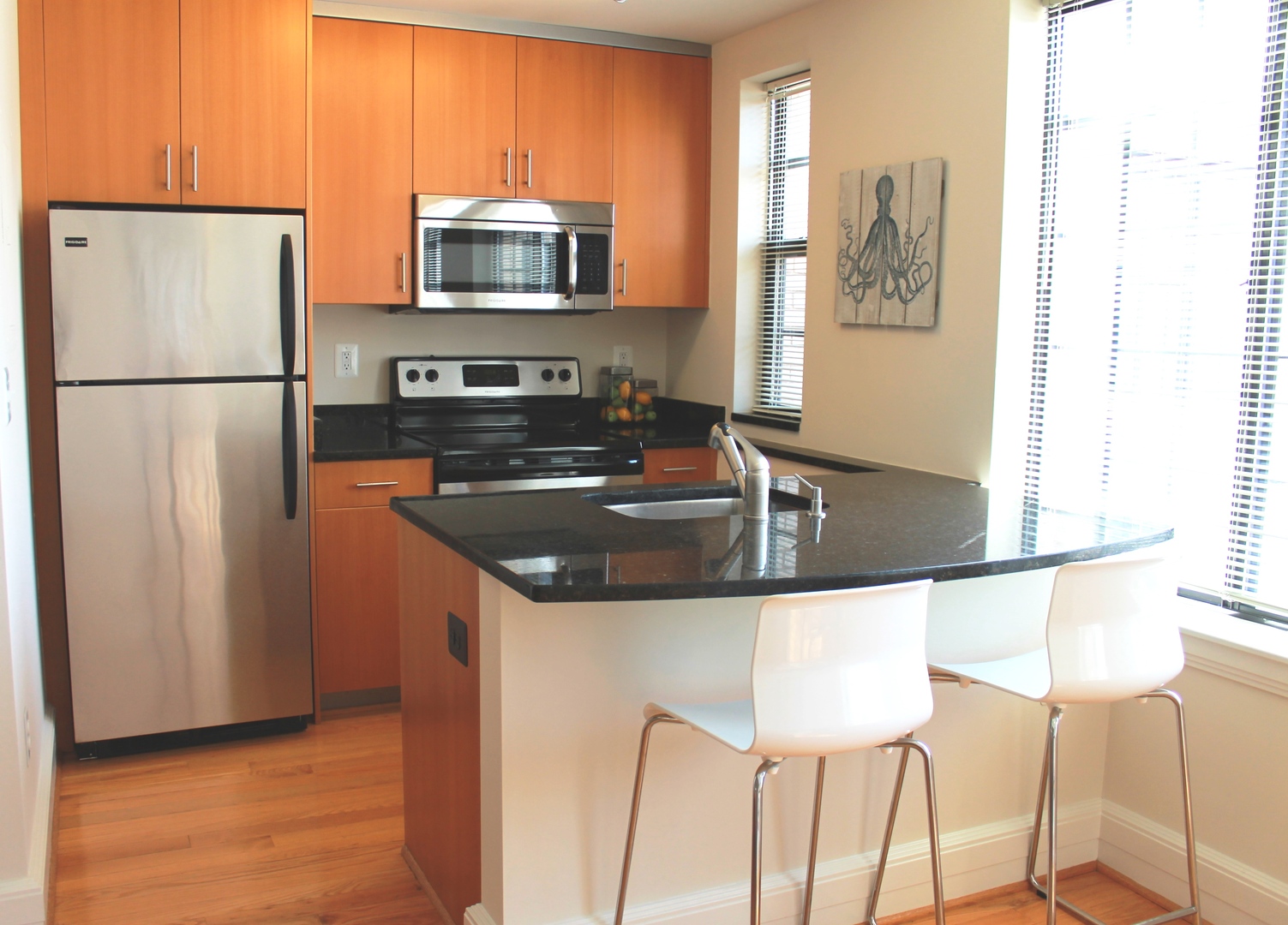Washington Apartment: 2000 Connecticut Avenue, NW