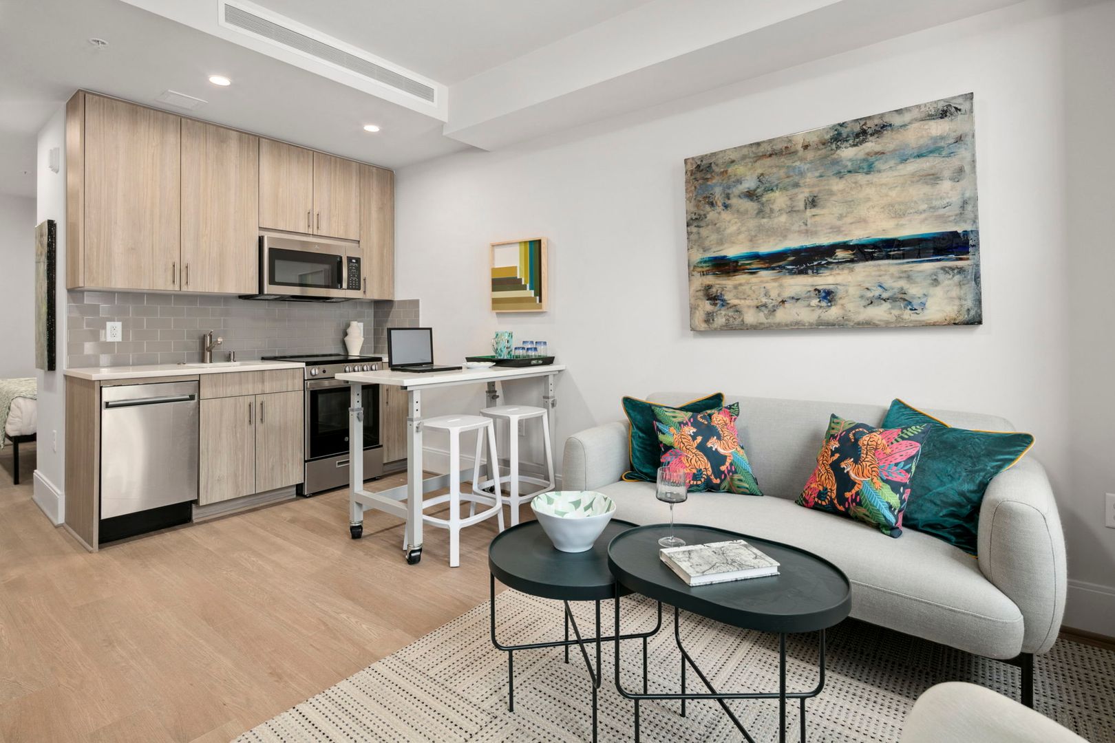 Washington Apartment: 3220 Prospect Street, NW