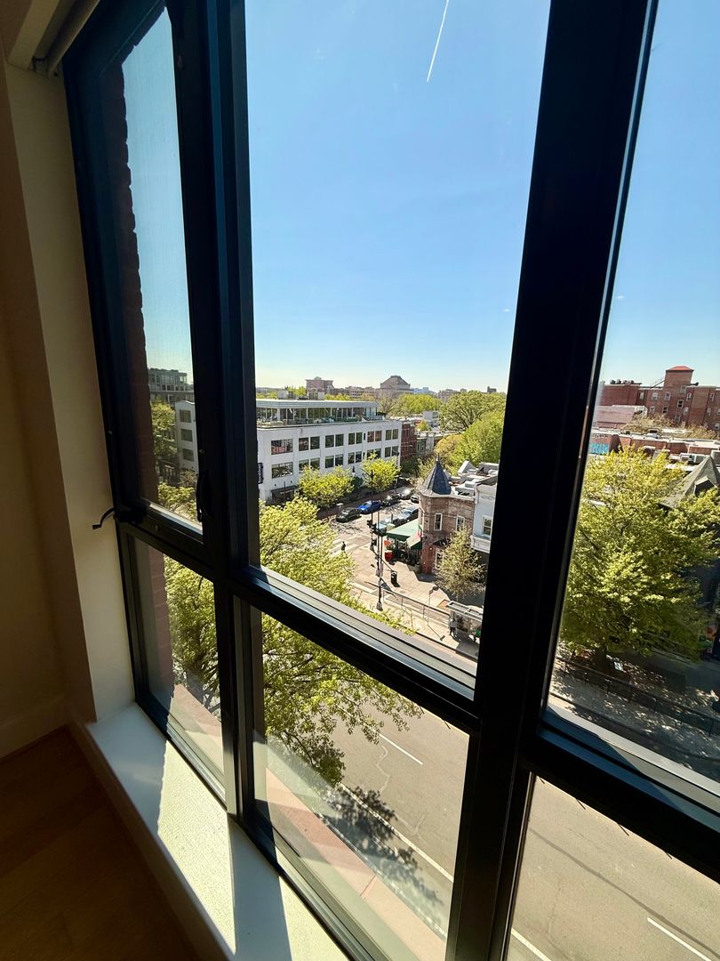 Washington Apartment: 1919 14th Street, NW