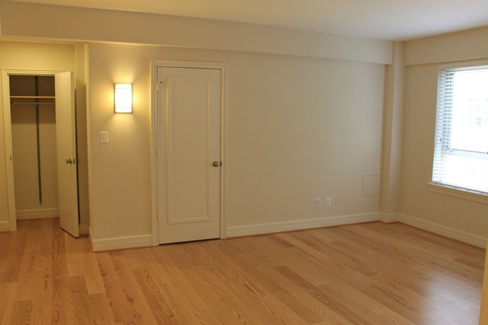 Washington Apartment: 2745 29th Street, NW