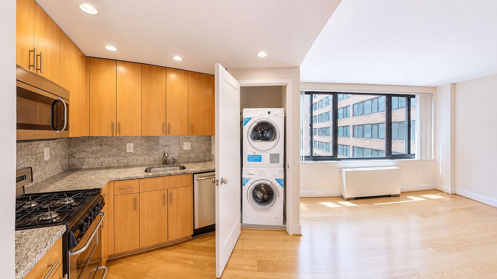 Washington Apartment: 1255 New Hampshire Avenue