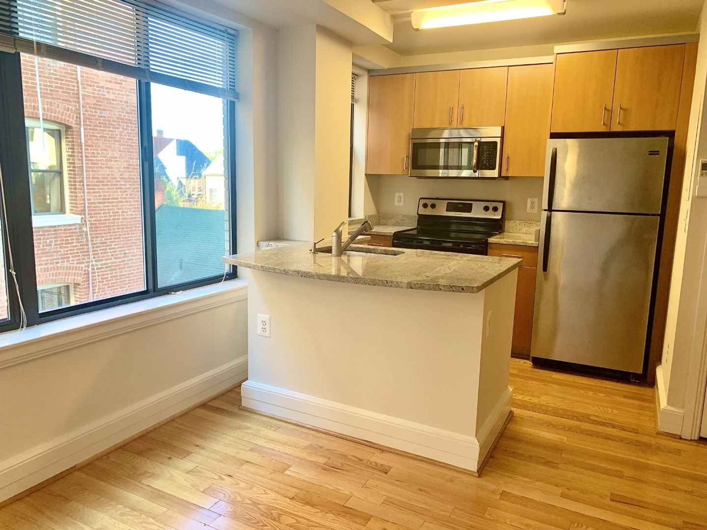 Washington Apartment: 2000 Connecticut Avenue, NW