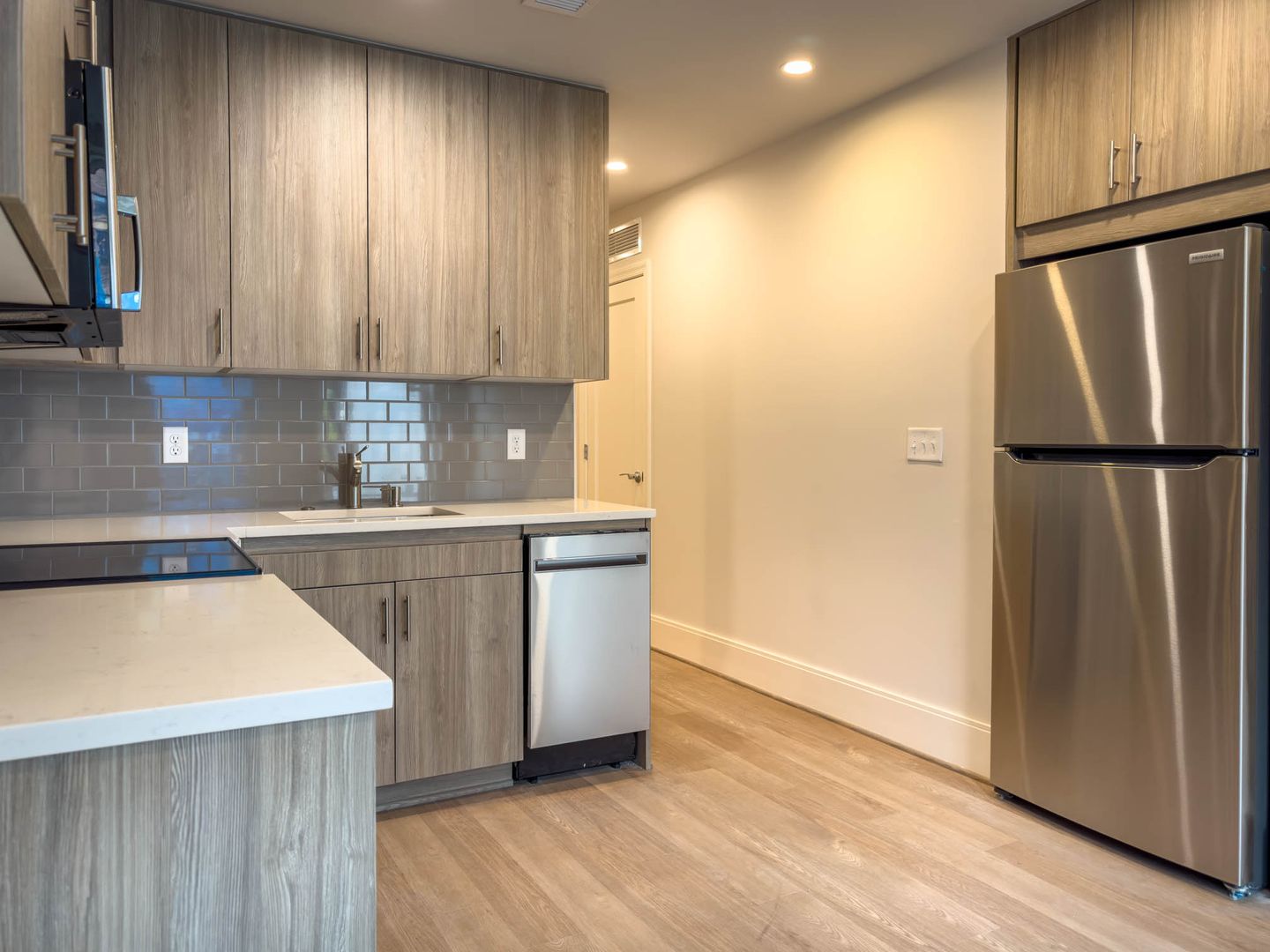 Washington Apartment: 3220 Prospect Street, NW