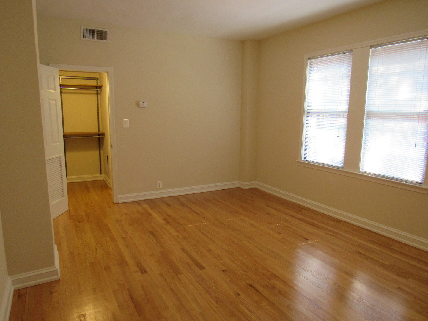 Washington Apartment: 1825-1833 New Hampshire Avenue, NW