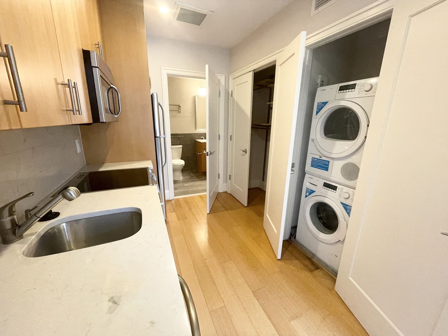 Washington Apartment: 1355 17th Street, NW