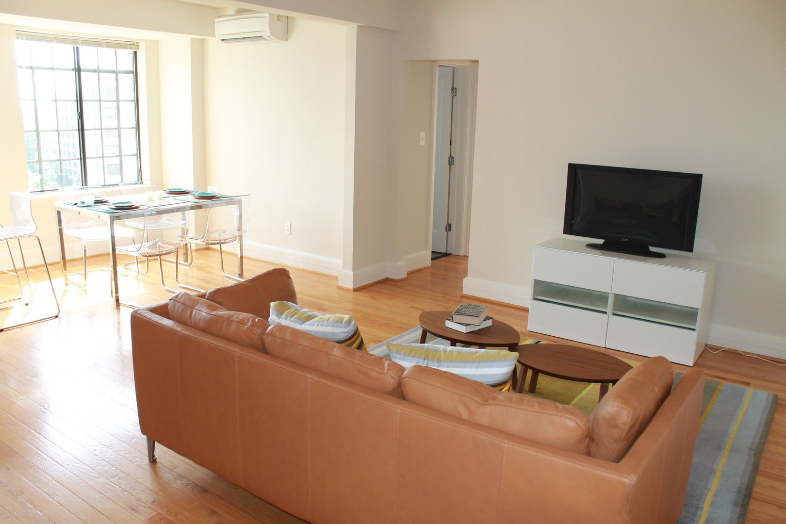 Washington Apartment: 2000 Connecticut Avenue, NW