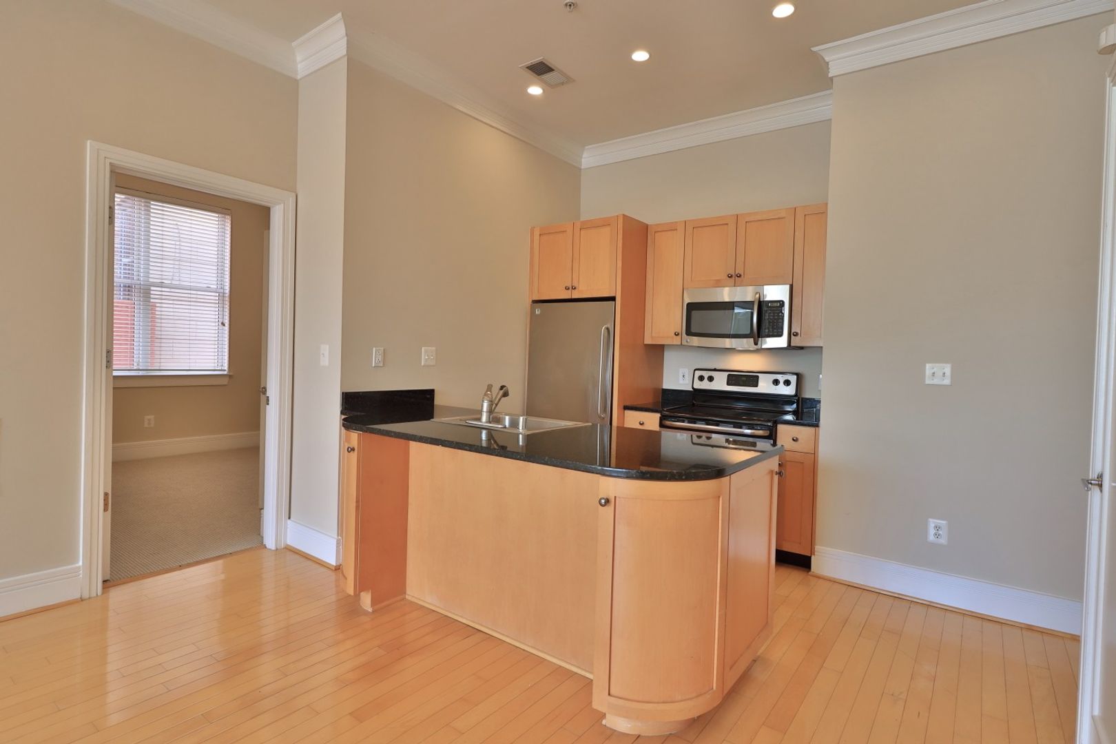 Washington Apartment: 1515 O Street, NW