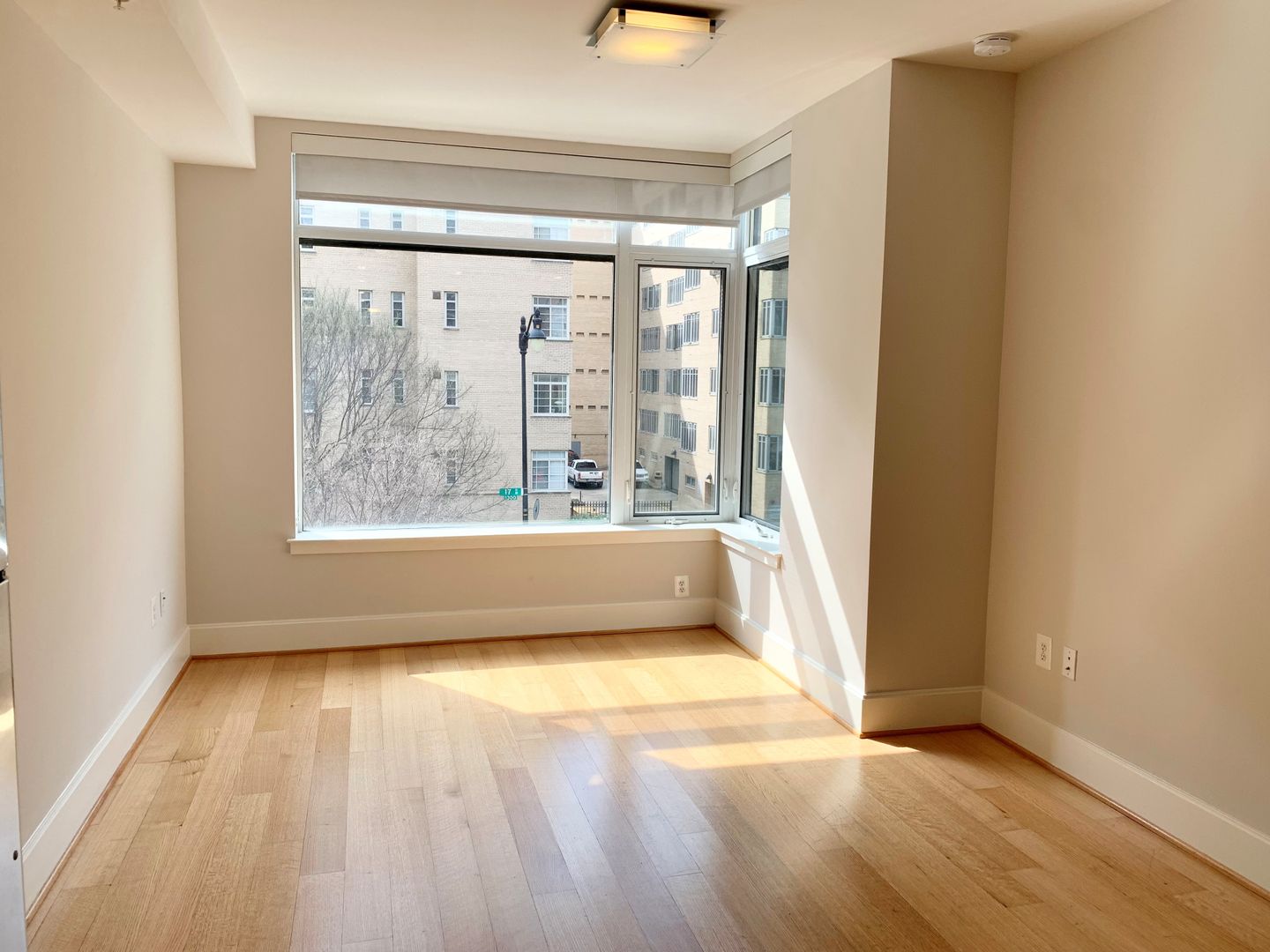 Washington Apartment: 1355 17th Street, NW