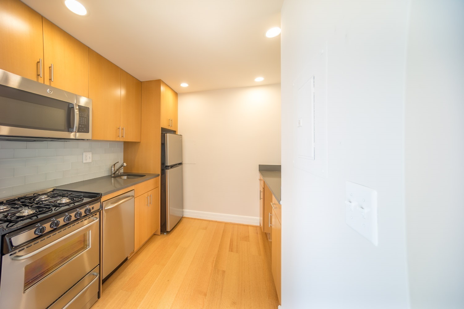 Washington Apartment: 1112 M Street, NW