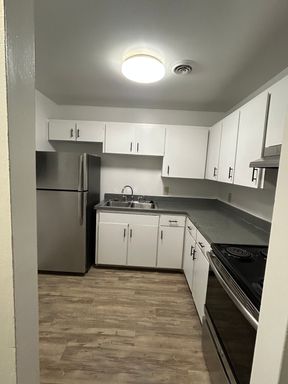 Upper Level One-Bedroom