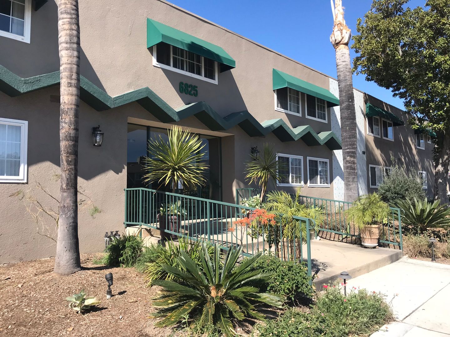 San Gabriel Apartment: 6825 Rosemead Blvd.