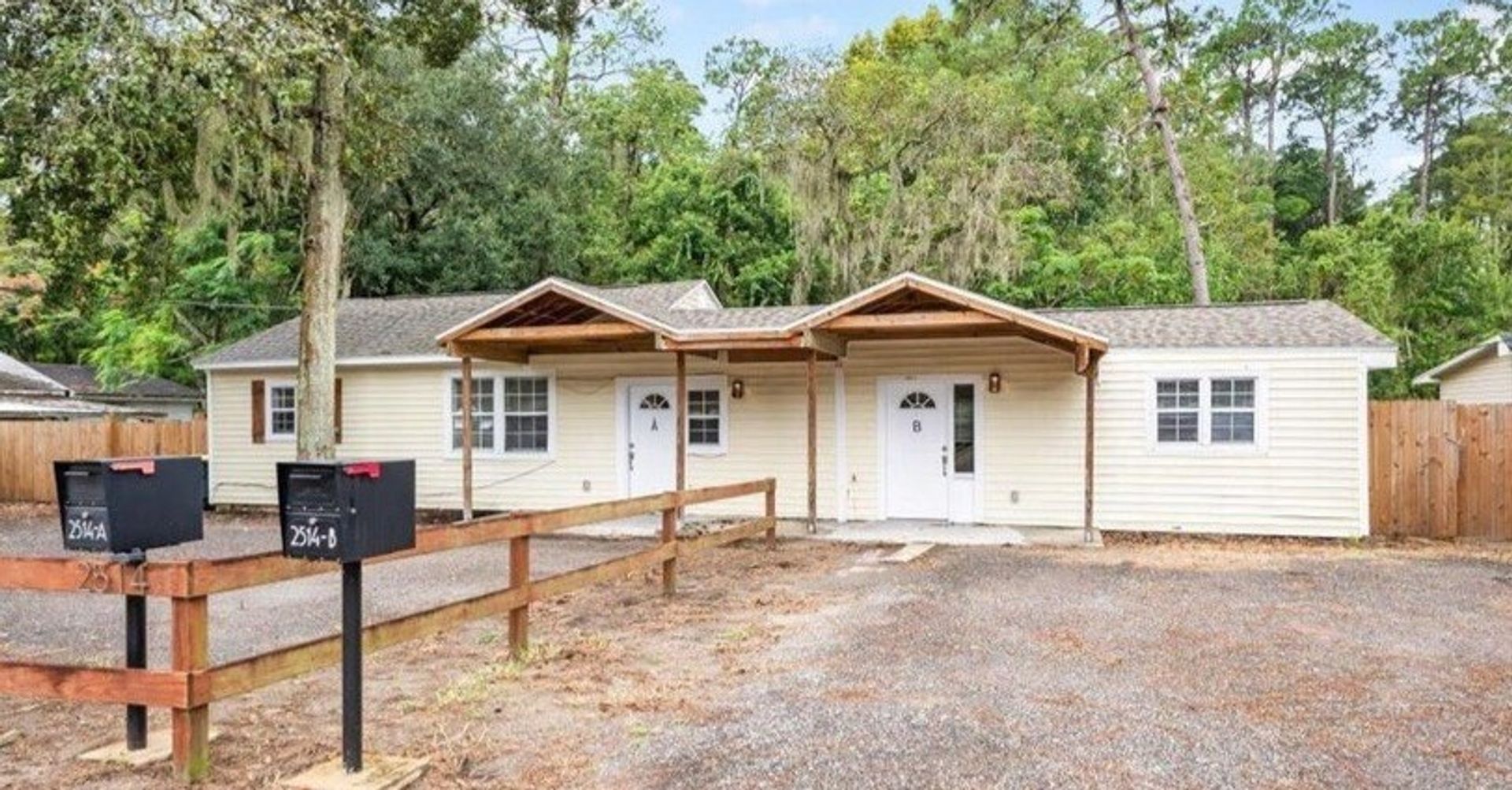 Jacksonville House: 2514 Peach Drive  Unit A