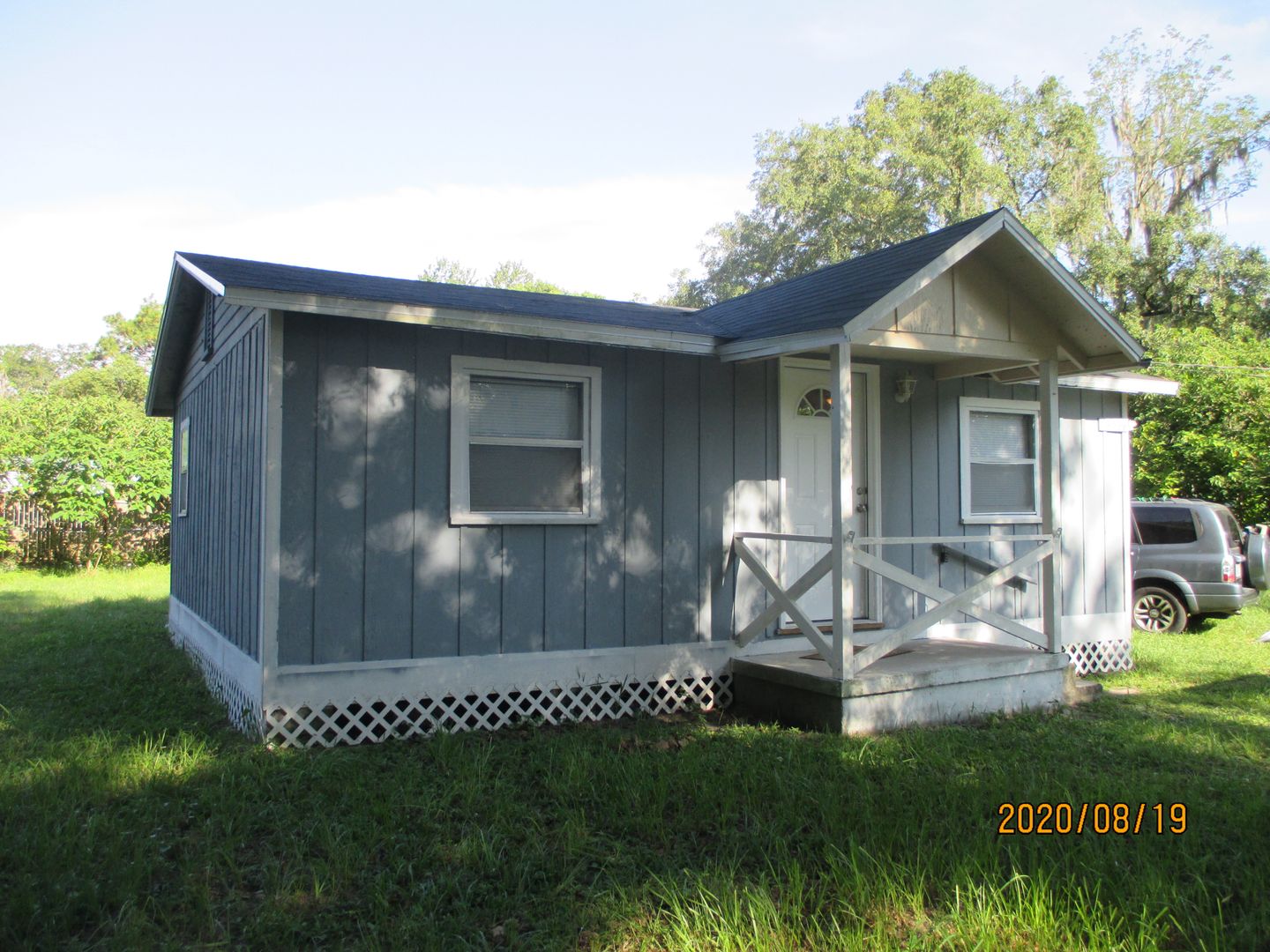 Jacksonville House: 13566 Lyle Road