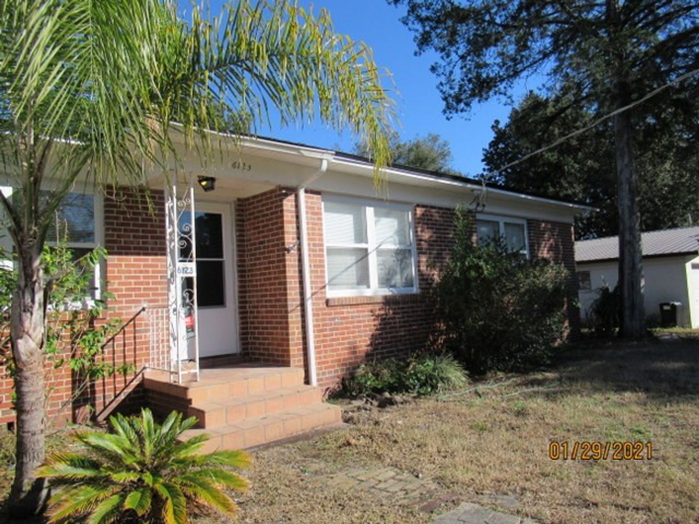 Jacksonville House: 6123 Autlan Drive