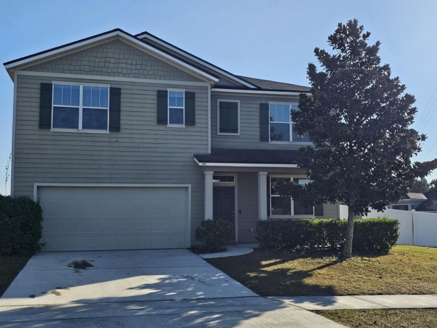 Middleburg House: 1981 Rock Springs Way