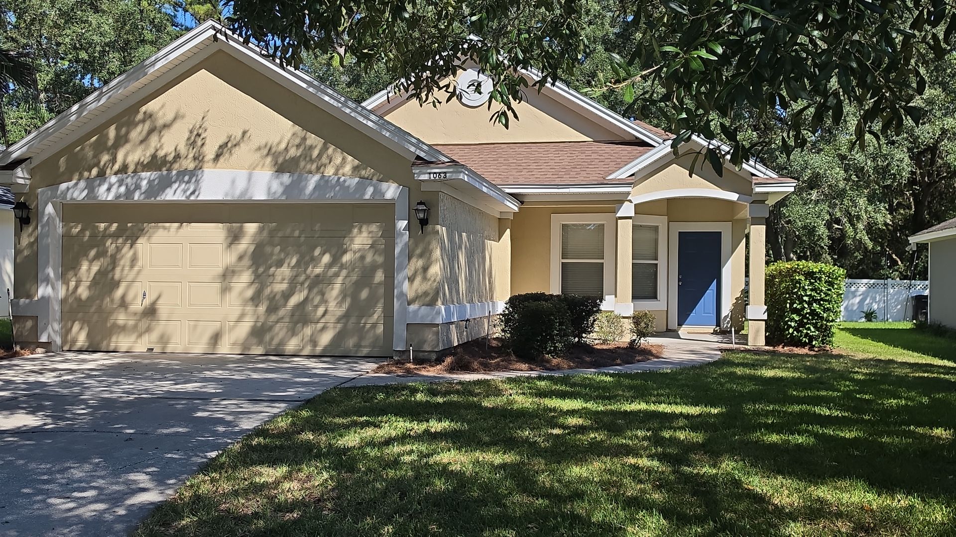 Orange Park House: 1063 Moosehead Dr