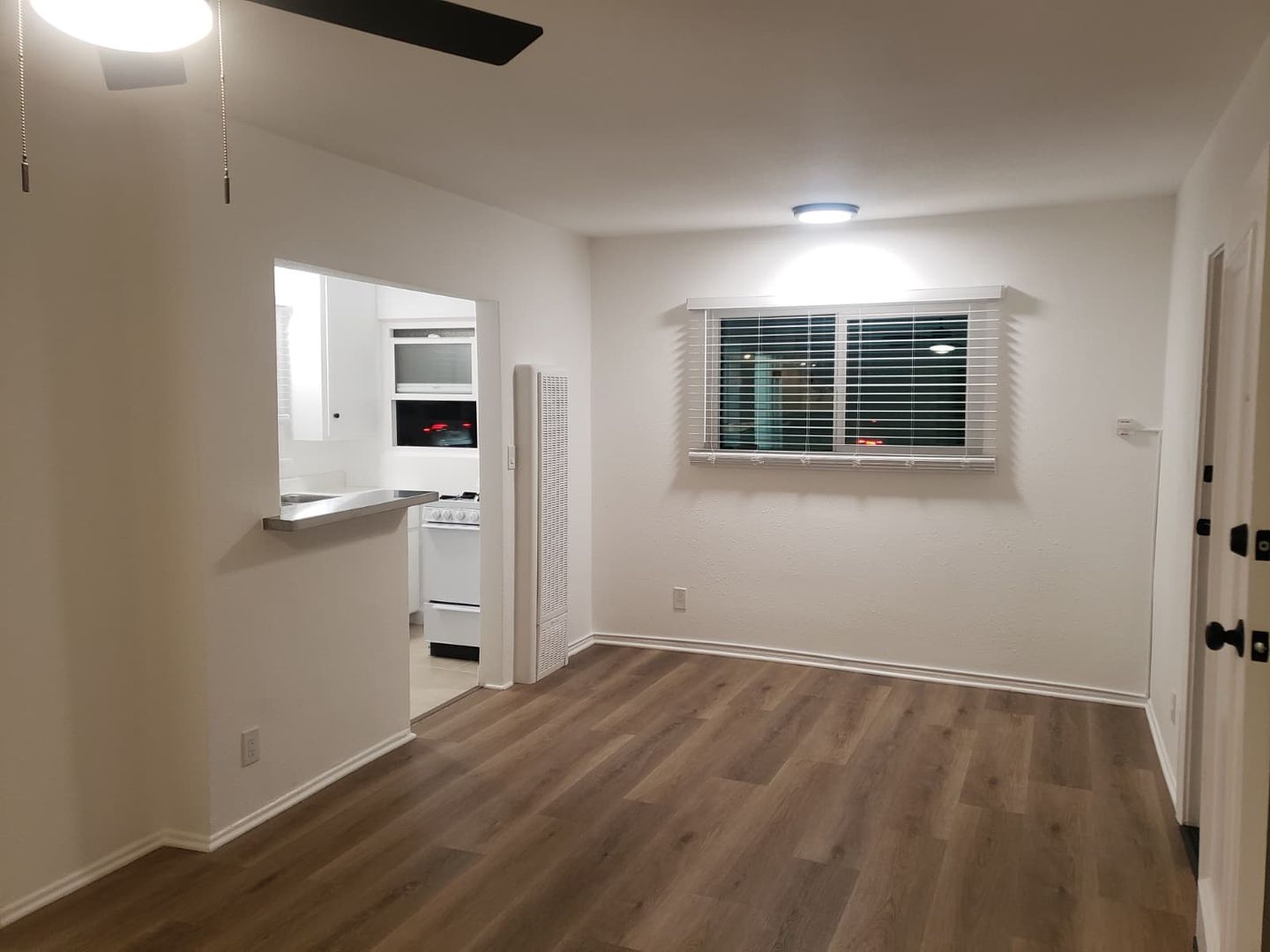 West Hollywood Apartment: 1227 North Fairfax