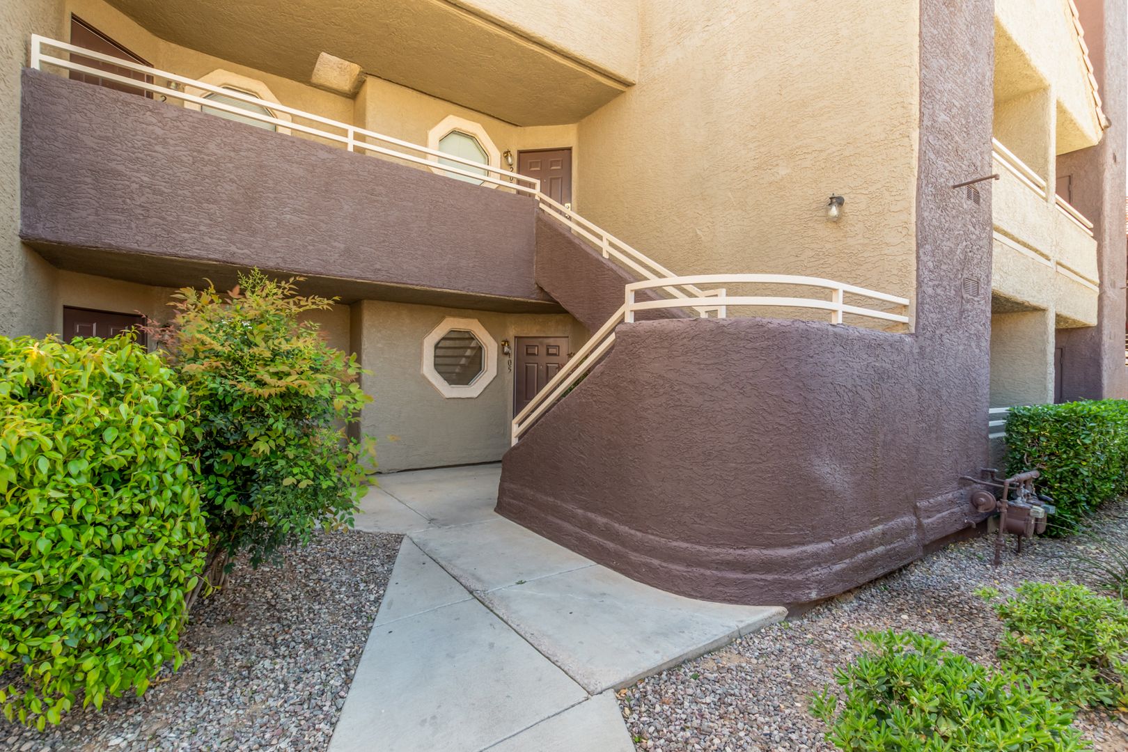 LAS VEGAS House: 5072 SOUTH RAINBOW BLVD #205