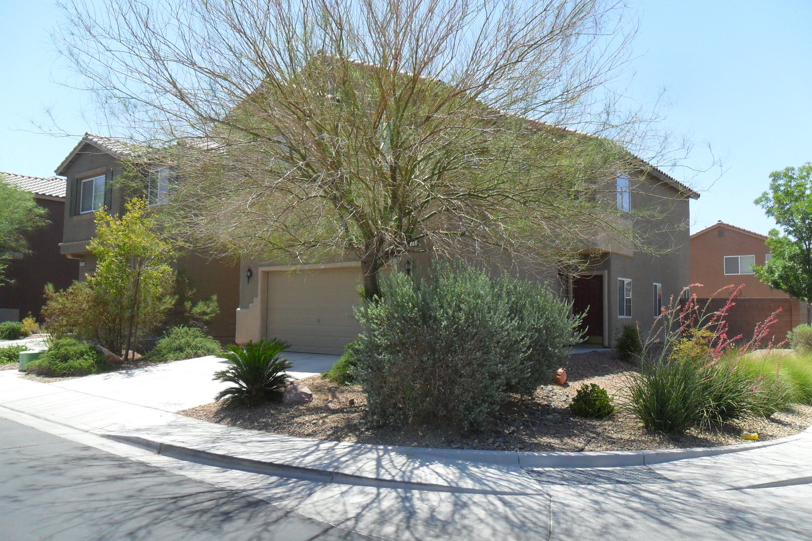 N LAS VEGAS House: 3721 GRETCHEN CT