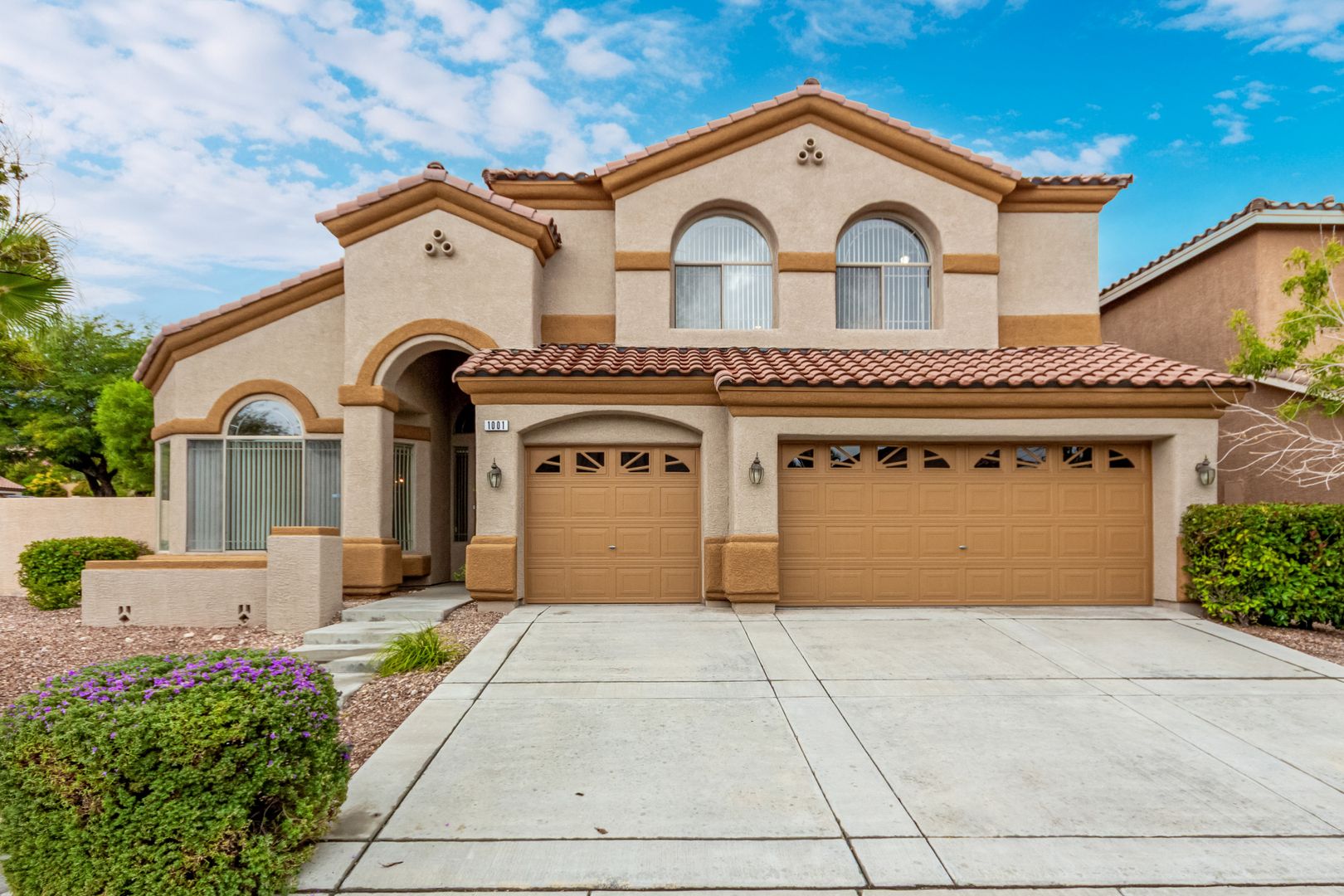 LAS VEGAS House: 1001 EAGLEWOOD DRIVE