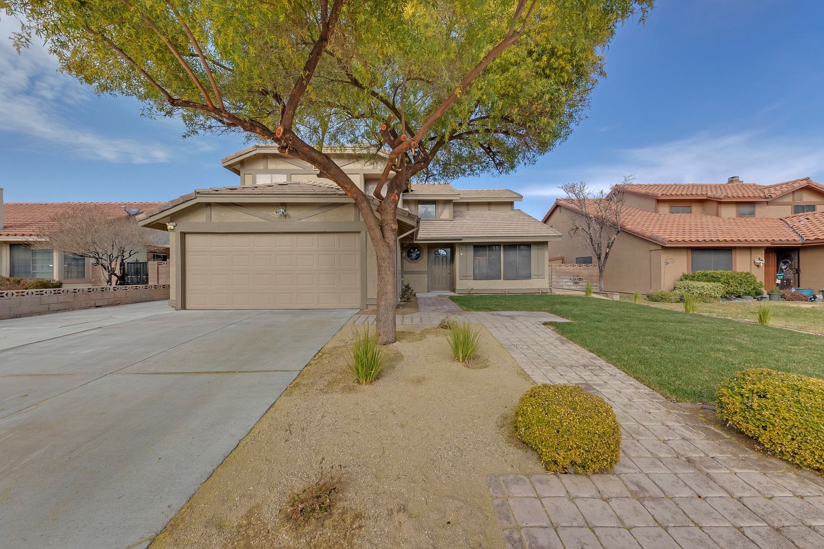 HENDERSON House: 3158 LAUREL AVE