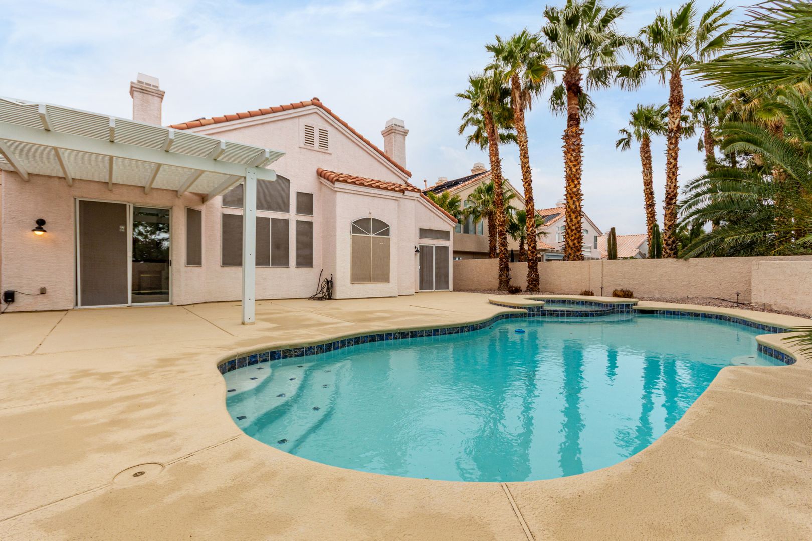 LAS VEGAS House: 2412 SHADY VISTA DR