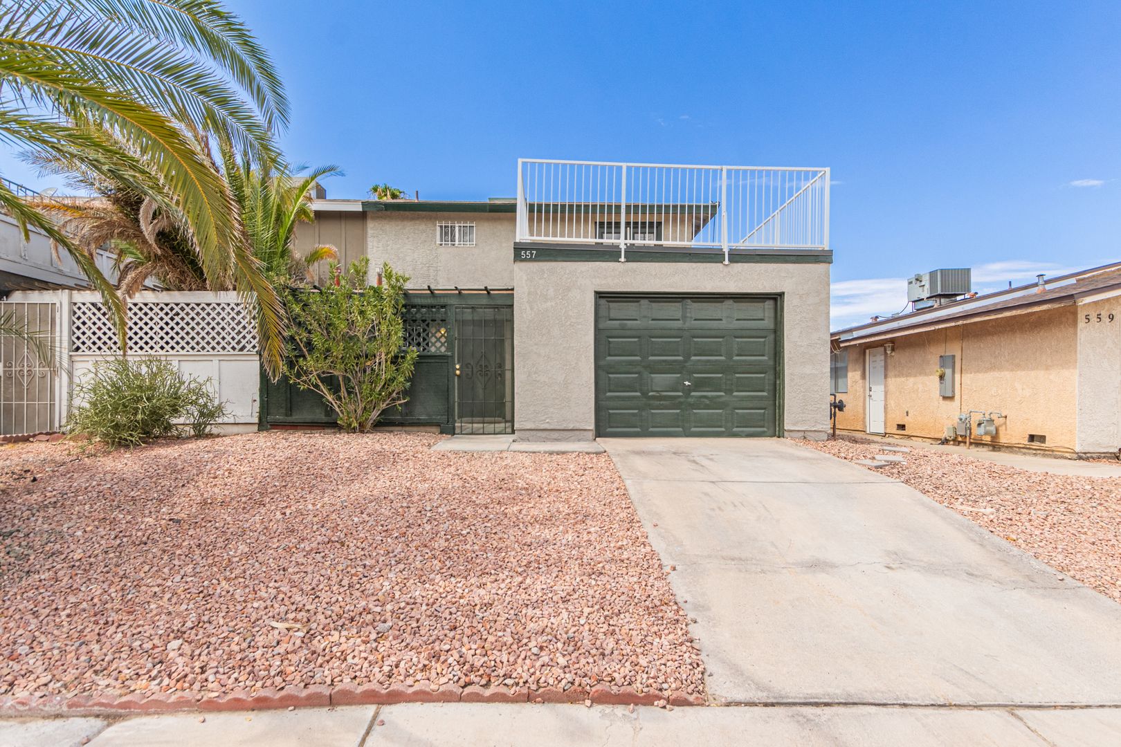 Henderson Townhome: 557 Chelsea Dr