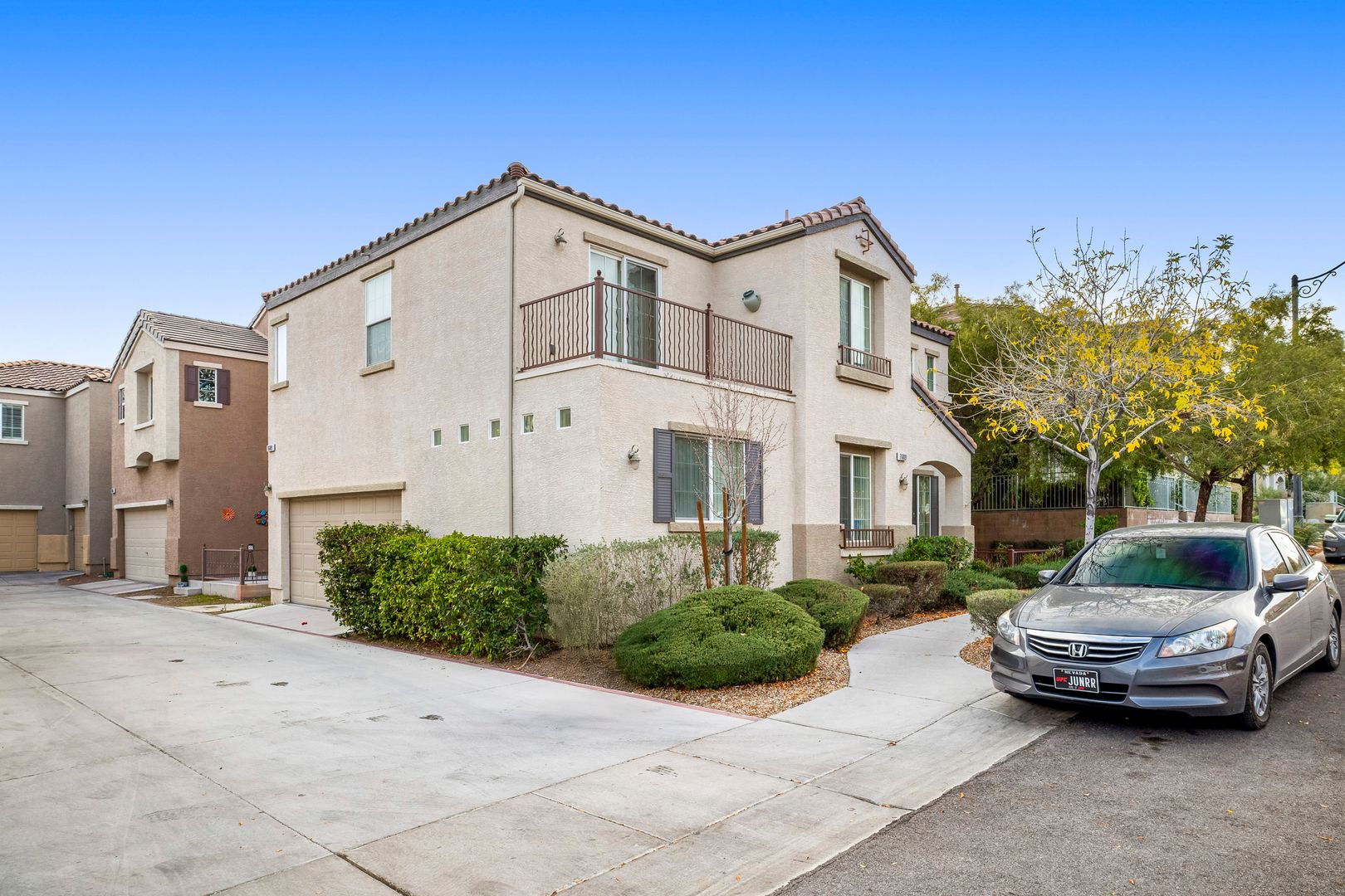 LAS VEGAS House: 7609 VANITY CT.