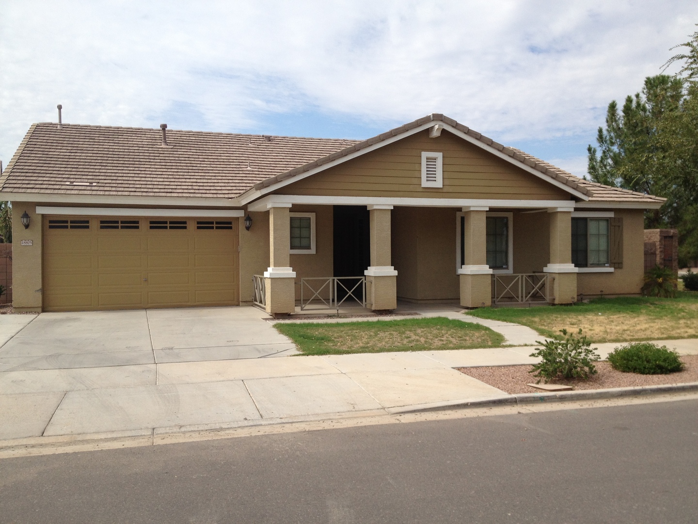 Queen Creek House: 18805 E Mockingbird Dr
