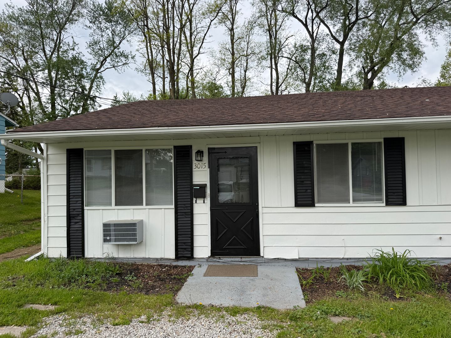 Canton Apartment: 3015 Bollinger Avenue NE